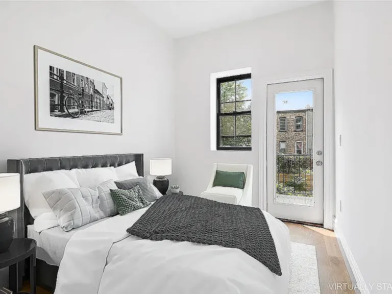 554 Putnam Ave #2 — Photo 4