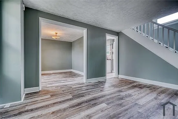 11 Sunship Rd — Photo 2