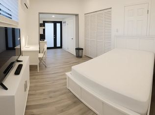 6400 SW 22nd St, Miami, FL 33155