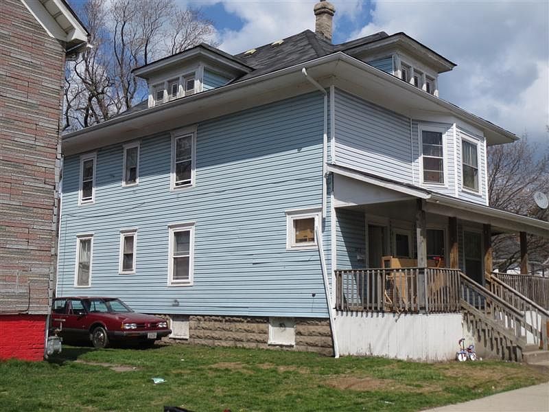 LER GY 14101412 61st St Apartments Kenosha, WI Zillow