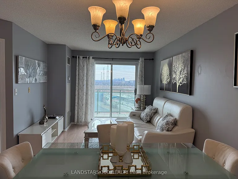 39 Oneida Cres #906 — Photo 15