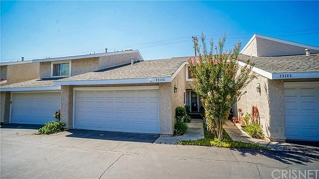 1st image of 23125 Yvette Ln