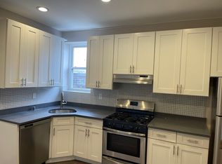 30-36 Steinway St #3F, Astoria, NY 11103