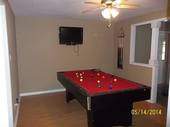 3rd image of 2405 College Dr