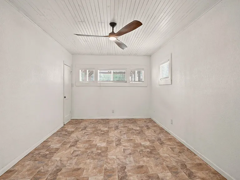 231 Cicero Dr — Photo 18