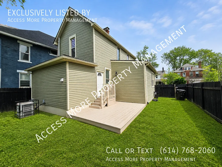 Historic 3 Bed 2 Bath Home On Corner Lot! — Photo 4