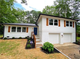 1690 Old Rex Morrow Rd, Morrow, GA 30260