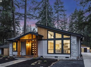 16515 Inverurie Rd, Lake Oswego, OR 97035