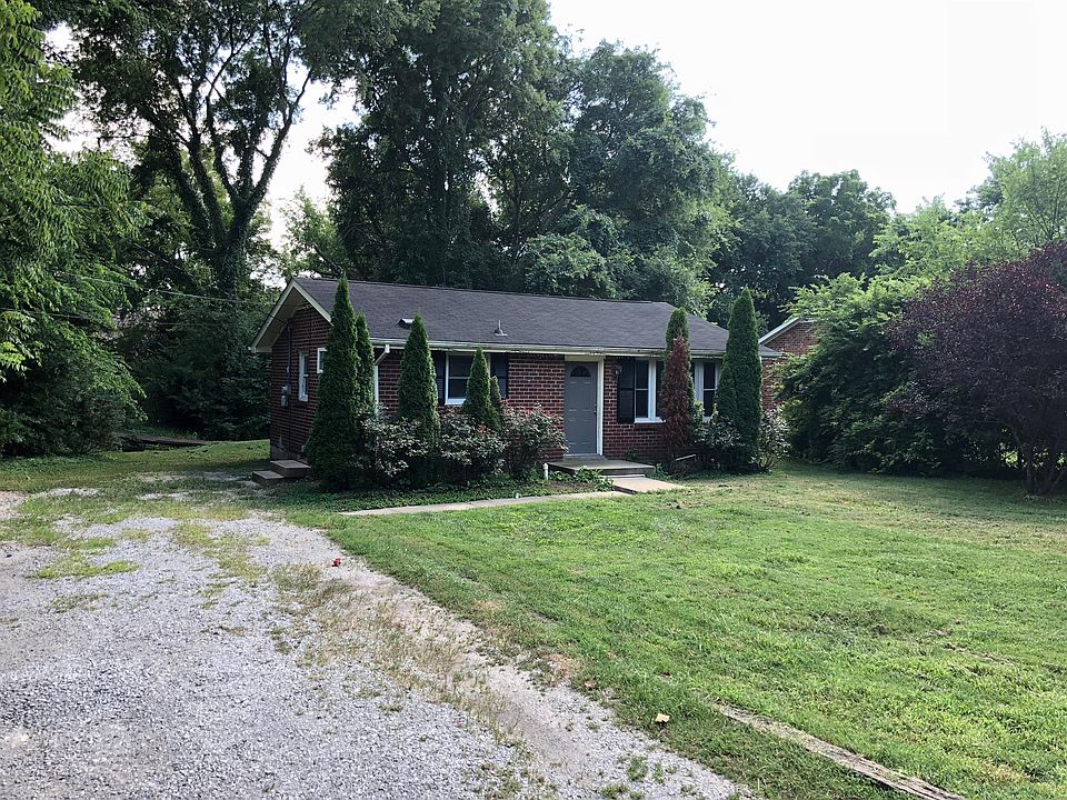 1st image of 217 Hickory Dr