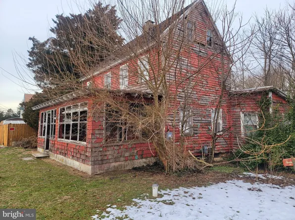 8 Broad St, Leesburg, NJ 08327