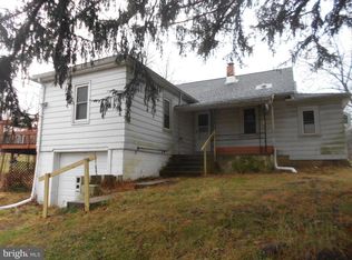 335 Hidden Valley Rd, Pine Grove, PA 17963