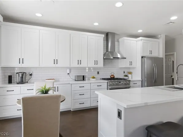 6081 Honeygrove Ave, Las Vegas, NV 89110