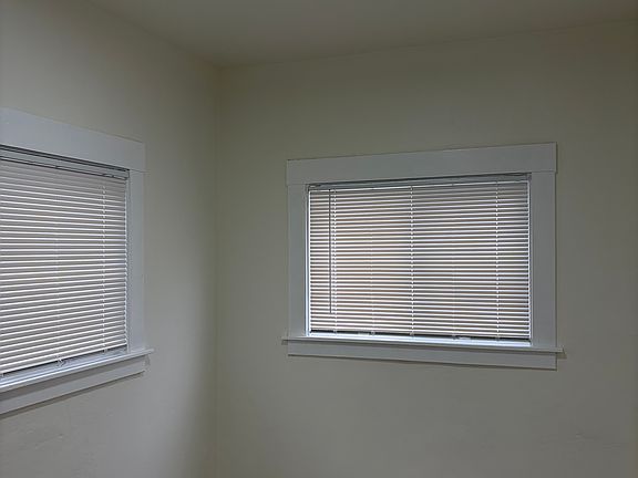 2nd image of 4154 Park Blvd #4154