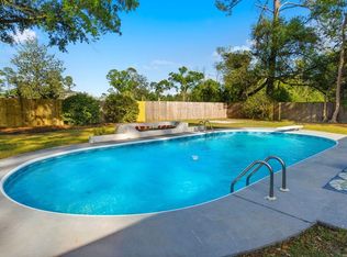 2007 Azalea Dr, Valdosta, GA 31602