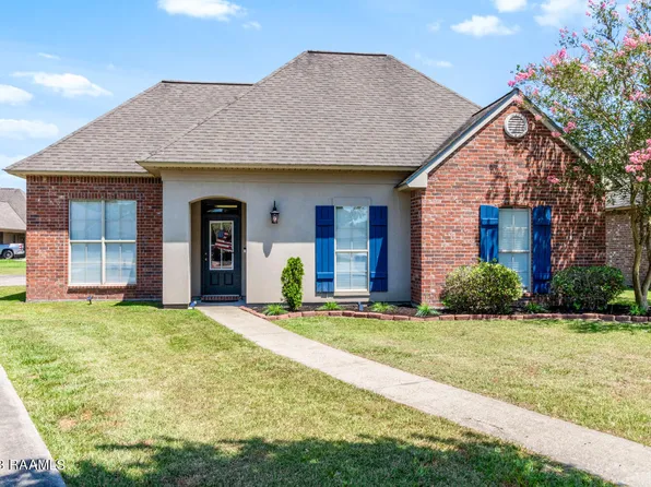 408 Valley View St, New Iberia, LA 70563