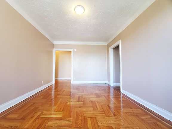 3rd image of 3820 Waldo Ave APT F4