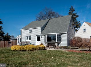 2503 Cedar Ln, Secane, PA 19018