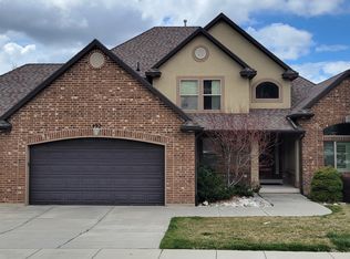 492 Canyon View Cir, North Salt Lake, UT 84054