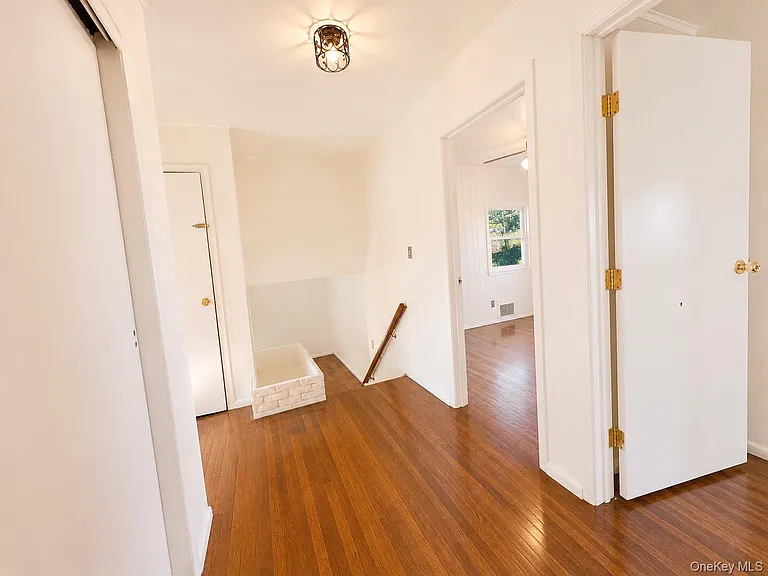 36 Forest Dr — Photo 7