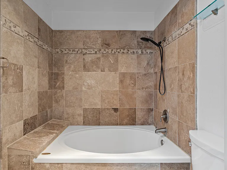 2257 Worden St #3 — Photo 8