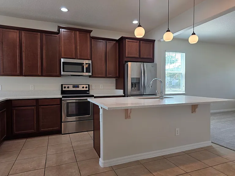 4772 Silver Birch Way — Photo 9