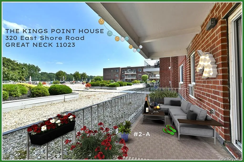 Building Photo - 320 E Shore Rd #2A