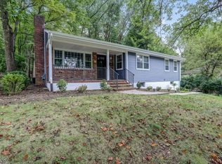 16 Webster Dr, Berkeley Heights, NJ 07922