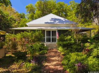 6070 Avenue F, Mc Intosh, FL 32664