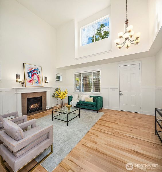 4th image of 3154 NE Marquette Way