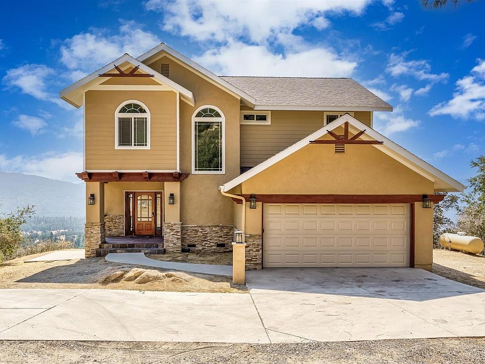 1st image of 52181 Suncrest Dr