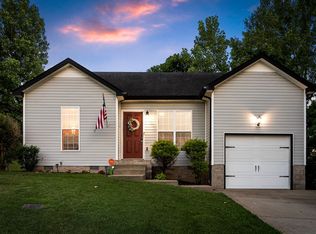 1030 E Monica Dr, Clarksville, TN 37042