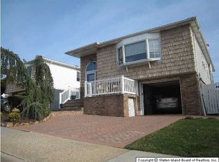 706 Rathbun Ave, Staten Island, NY 10312