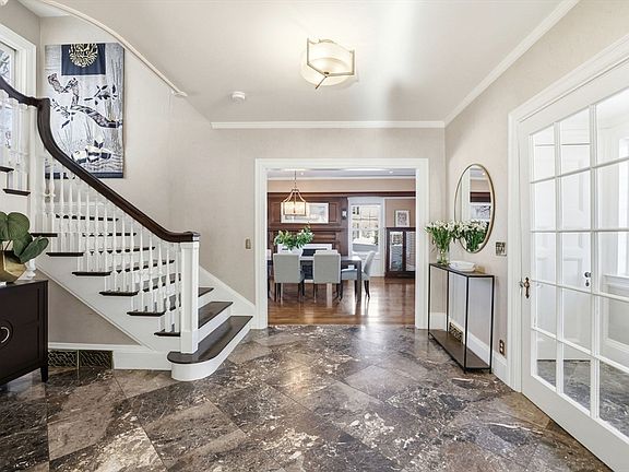 3rd image of 43 Druce St