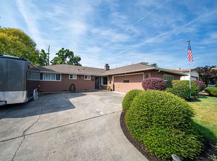 1872 Hybiscus St, Medford, OR 97504