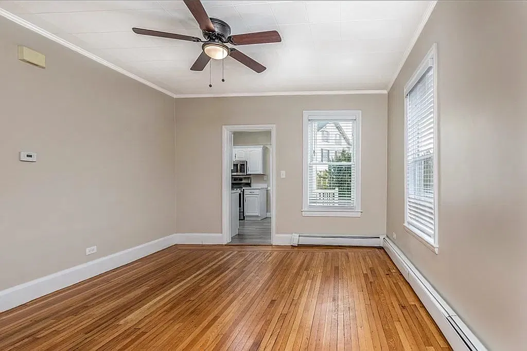 31 Cabot St — Photo 4