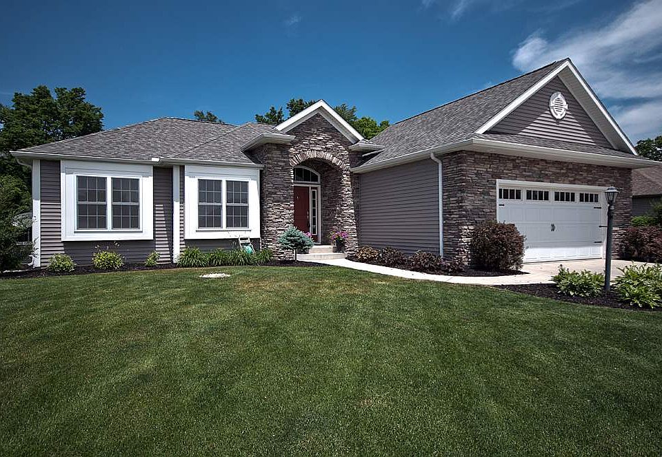 1st image of 23889 Summerwood Ln