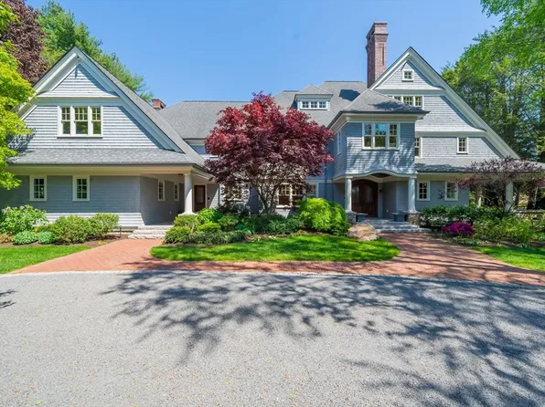 197 Grant St, Lexington, MA 02420