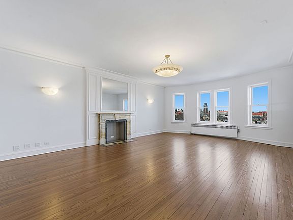 5th image of 5715 S Kenwood Ave #6N