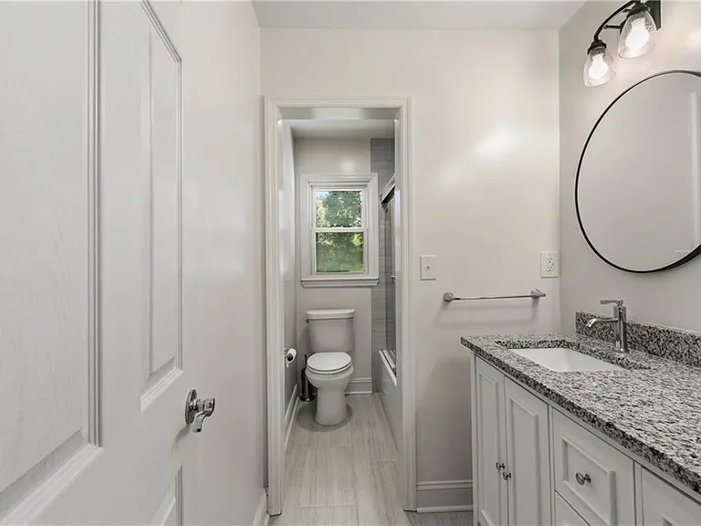 1348 Ridgewood Dr SW — Photo 15