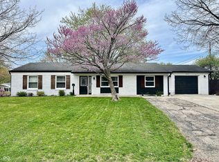 122 Southlane Dr, New Whiteland, IN