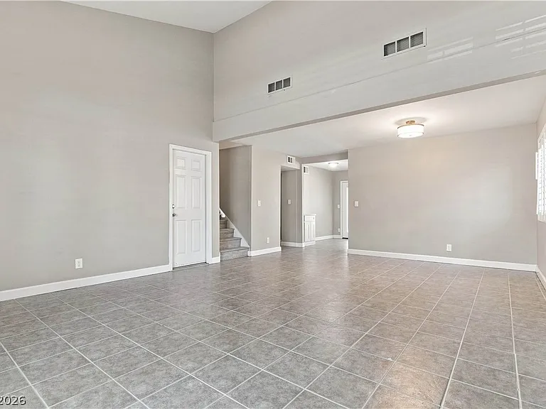 4815 Castle Rock Ct — Photo 10