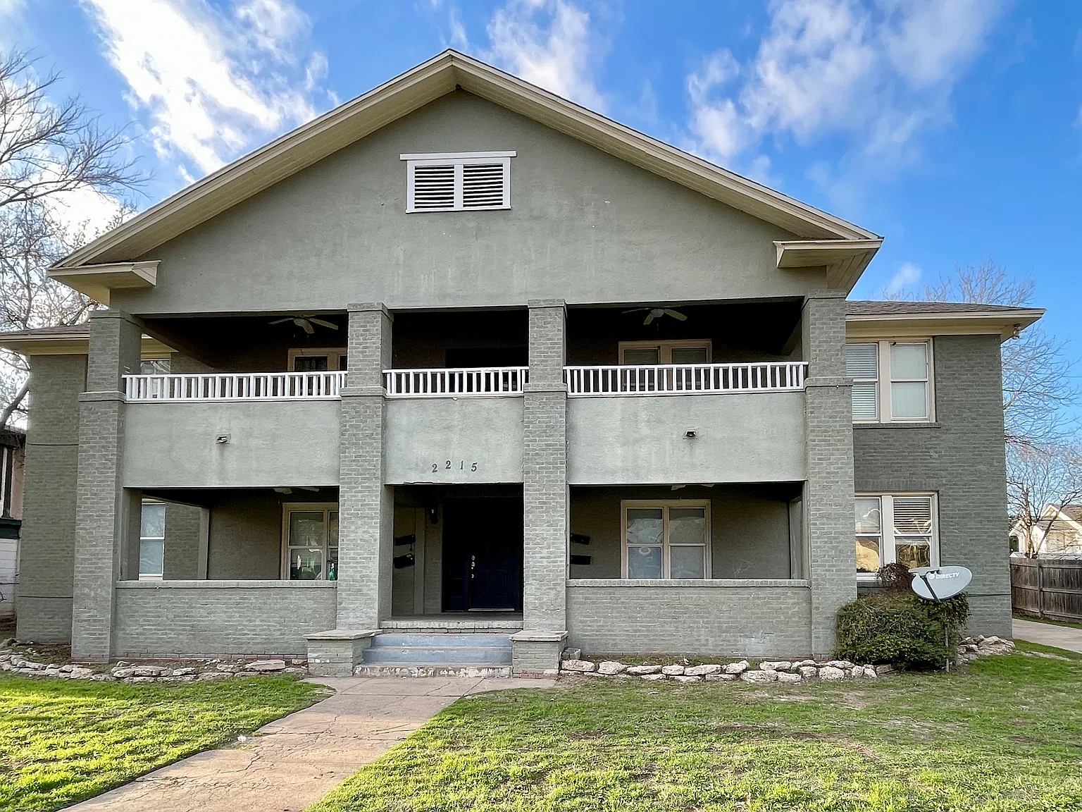 2 bed, 1080 sqft, $1,000 — Photo 1