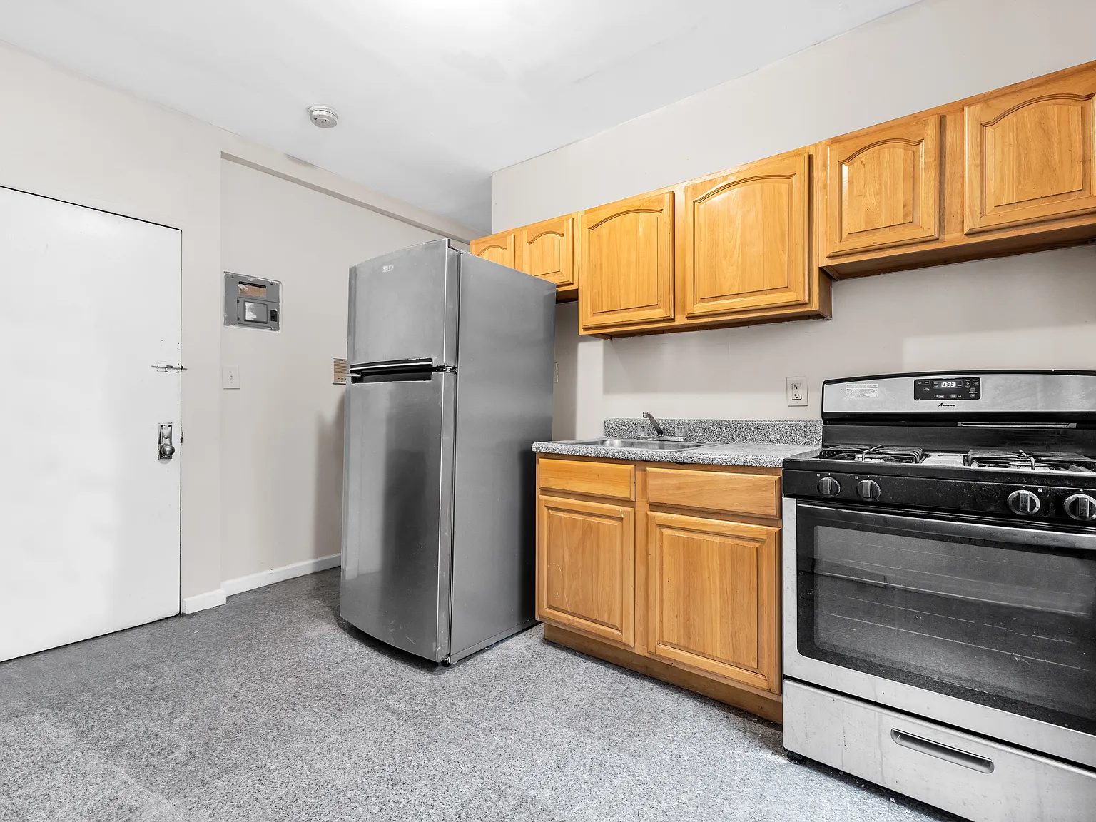 142 South 9th Street — Photo 3