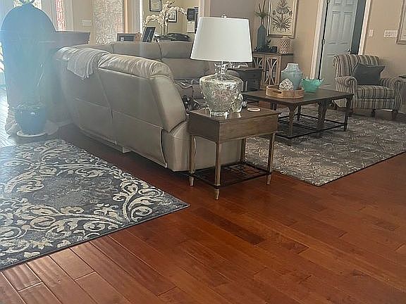 5th image of 915 Brandermill Dr