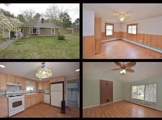 16 Black Plain Rd, Exeter, RI 02822