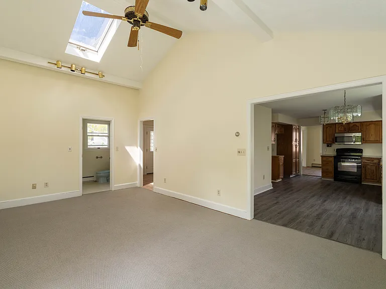 99 Garfield Ave #1 — Photo 13