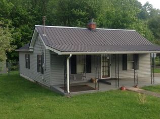299 Wallen Dr, Van Lear, KY 41265