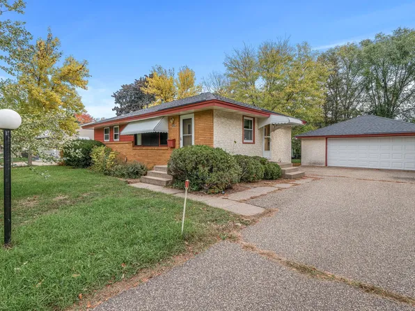 7024 Drew Ave N, Brooklyn Center, MN 55429