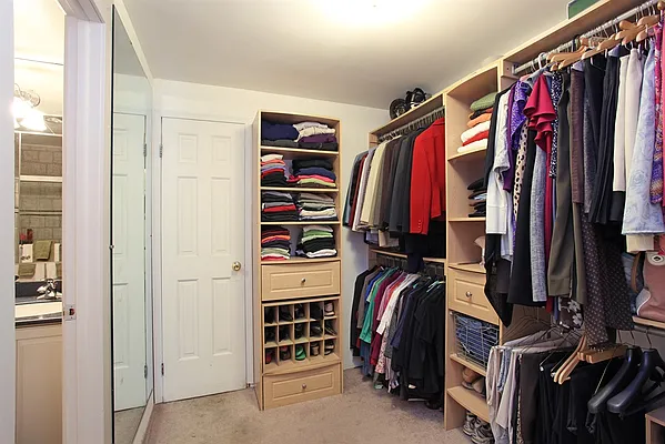 Sold by Corcoran | media 24