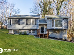5082 Womack Ave, Acworth, GA 30101